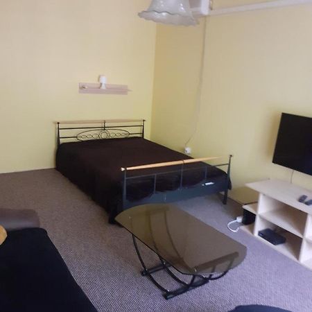 Jokai Apartman Bekescsaba Eksteriør billede